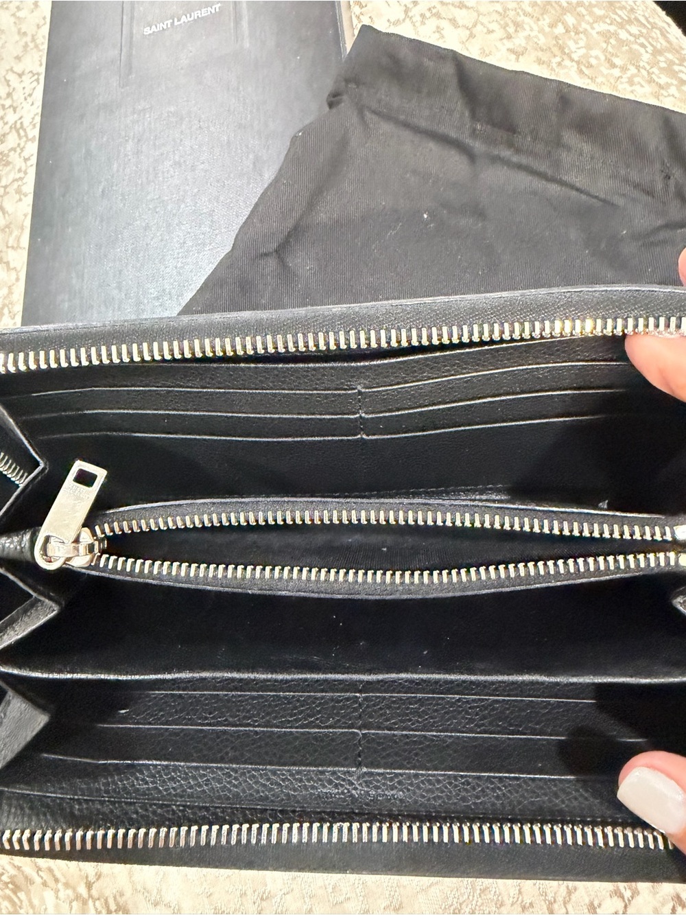 Saint Laurent Black Leather YSL Logo Continental Wallet - Picture 2 of 6